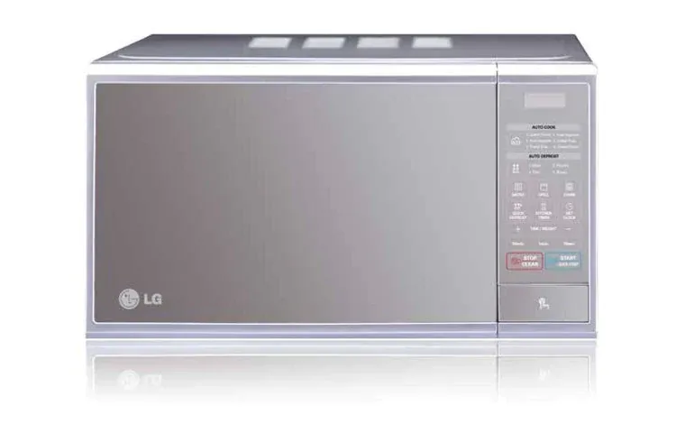 عميل يقيّم صيانة ميكرويف LG